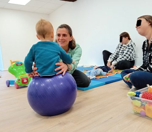 Atelier bébé au sol